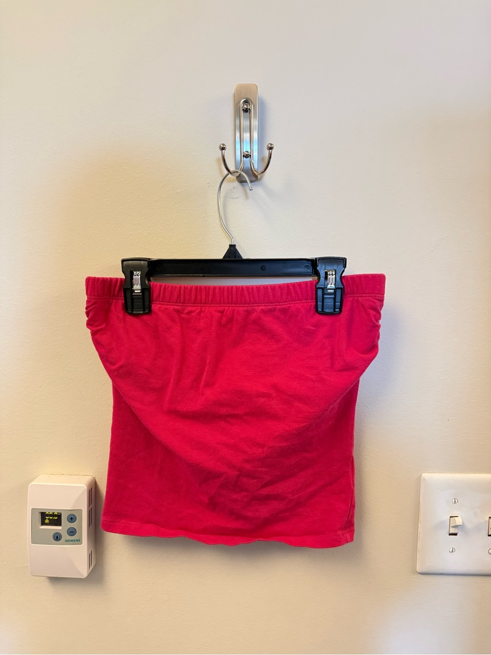 hot pink tube top with elastic band